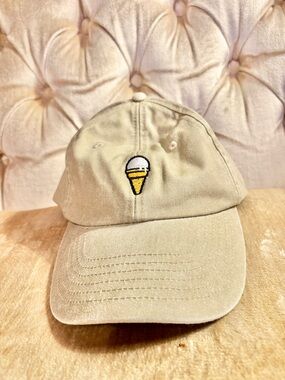 beige ice cream hat minimalist dad cap neutral aesthetic nwt